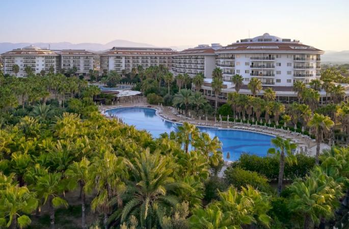 Seaden Sea World Resort & Spa