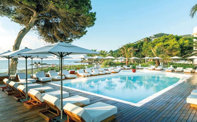 Yoga Getaway powered by Claudia Van Avermaet à Ibiza - Hôtel Riomar****