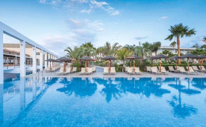 Blue Lagoon Resort (2)