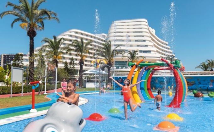 Miracle Resort Hotel