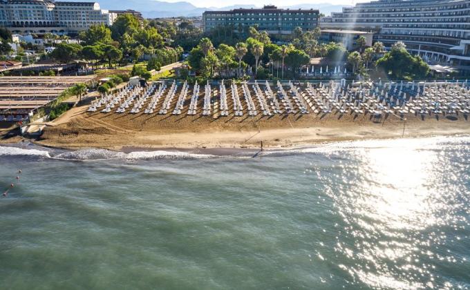 Seaden Corolla Hotel