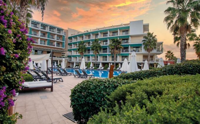 TUI BLUE Barut Andiz