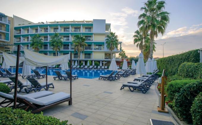 TUI BLUE Barut Andiz