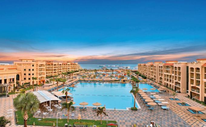 Albatros White Beach