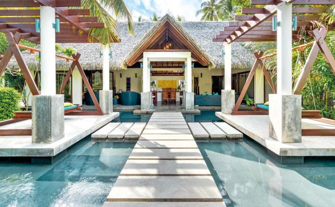 ROBINSON MALDIVES