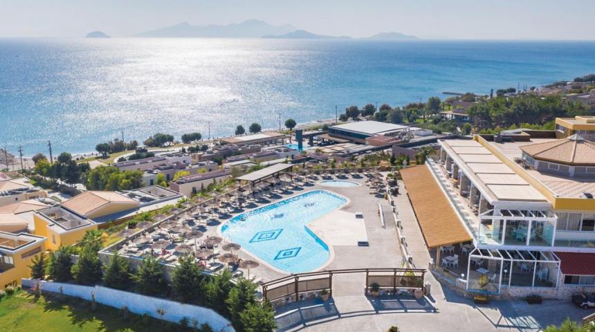 hôtel Grand Blue Beach Resort 